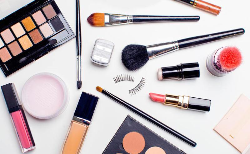 2019年上半年中国化妆品出口量超过8.7吨，零售额超1500亿