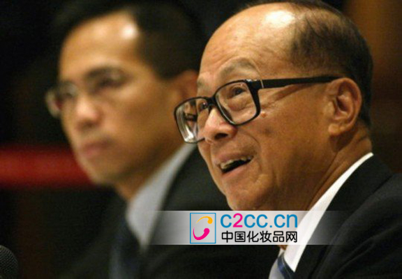 李嘉诚回应撤资传言:旗下公司不会变更注册地