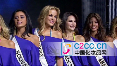 委内瑞拉物资短缺 女性为买不到美妆产品烦恼