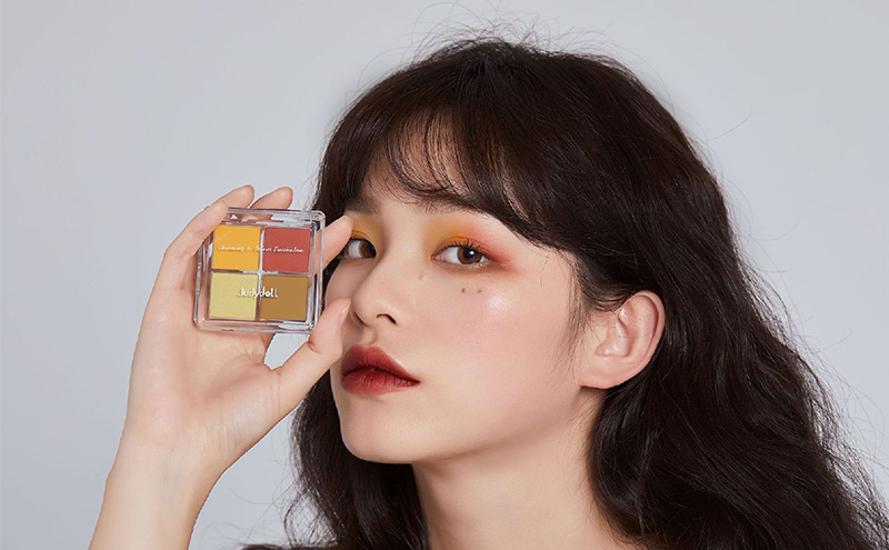 单色眼影卖爆后，橘朵进驻线下，快闪却成了慢闪 | 疯狂的流量⑳