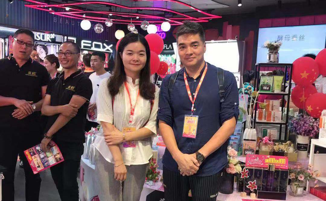 开店即卖,贺恒德《天龙十部(十)》:团队建设丨晓霞走市场