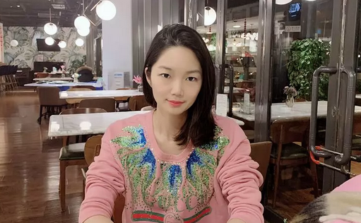 首推面膜、欲做中国香奈儿的“阿里美女高管”说:热点还是要蹭的