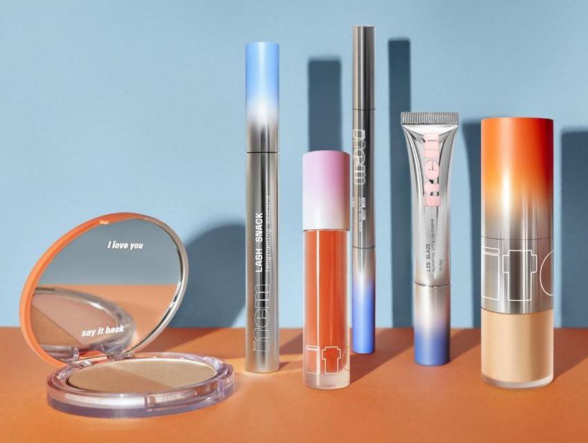 TIKTOK明星ADDISON RAE联合创立了美容公司ITEM BEAUTY