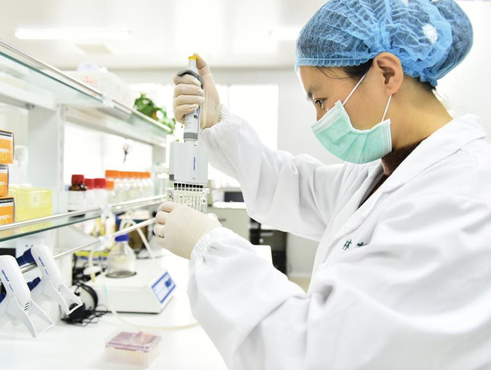 彩妆品牌进军护肤领域,科研才是重头戏