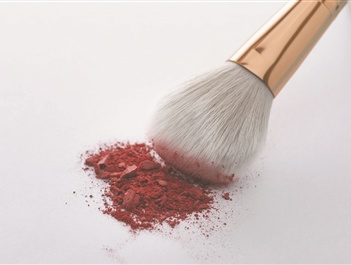 美妆工具成彩妆细分赛道“黑马”