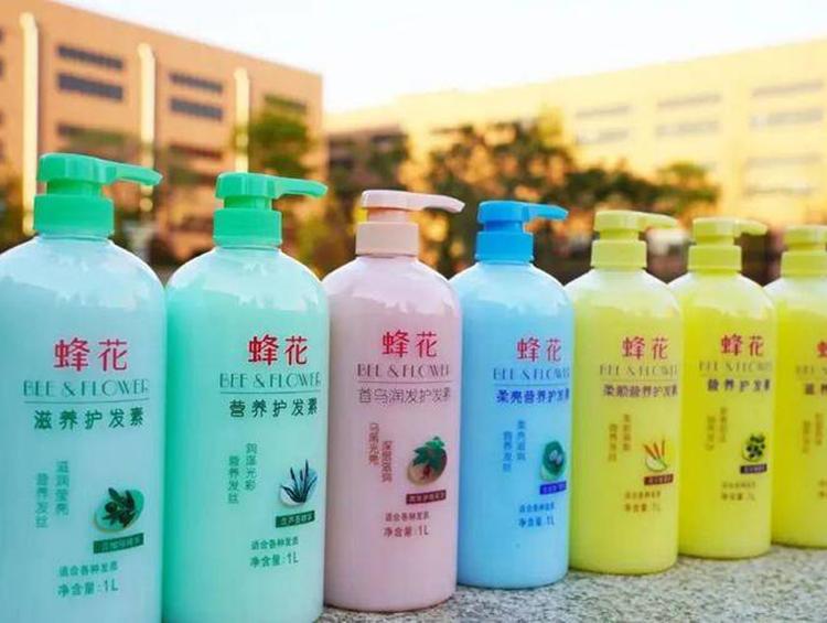 李佳琦掉粉百万 蜂花捡了一半