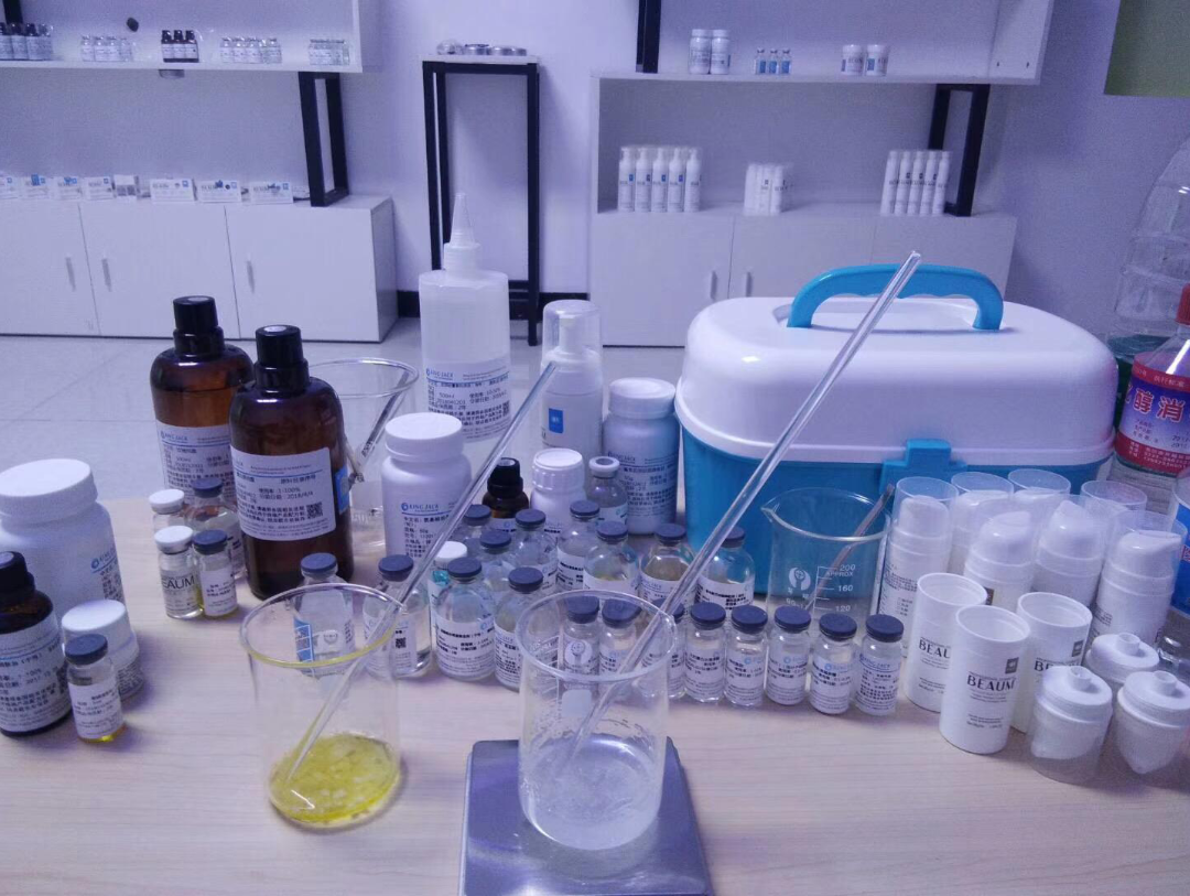 一个价值千亿的命题，中国化妆品如何对抗医美蚕食？