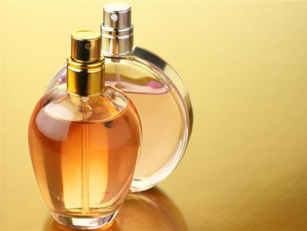 低渗透高增长的香水蓝海 国货品牌2024年如何“畅游”？