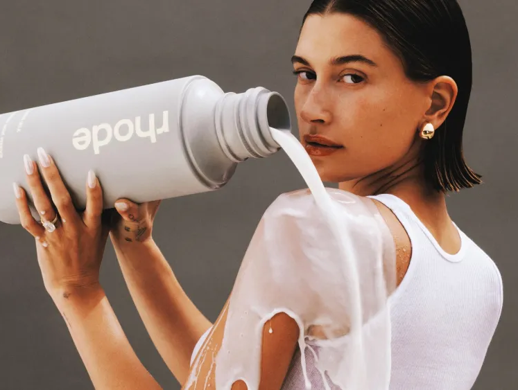 “牛奶美妆”，一场关乎感官的叙事游戏