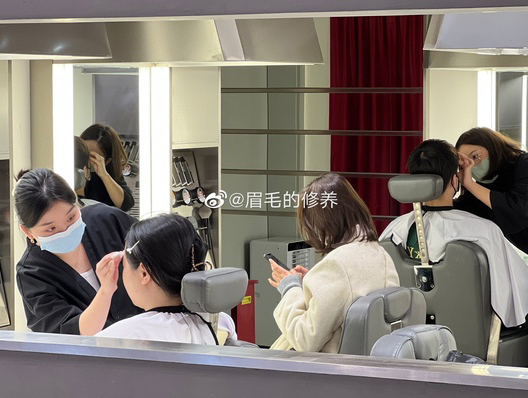 这家修眉店如何接连拿下拿下北上广深核心商圈?