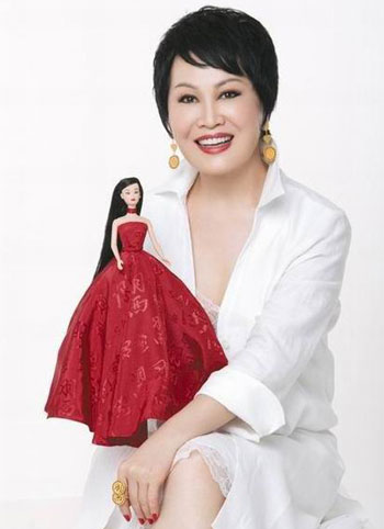 传奇靳羽西:走在时代前沿的美容皇后