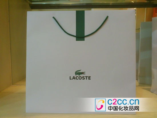 上海国际奢侈品包装展中山泰星各色纸袋现风采